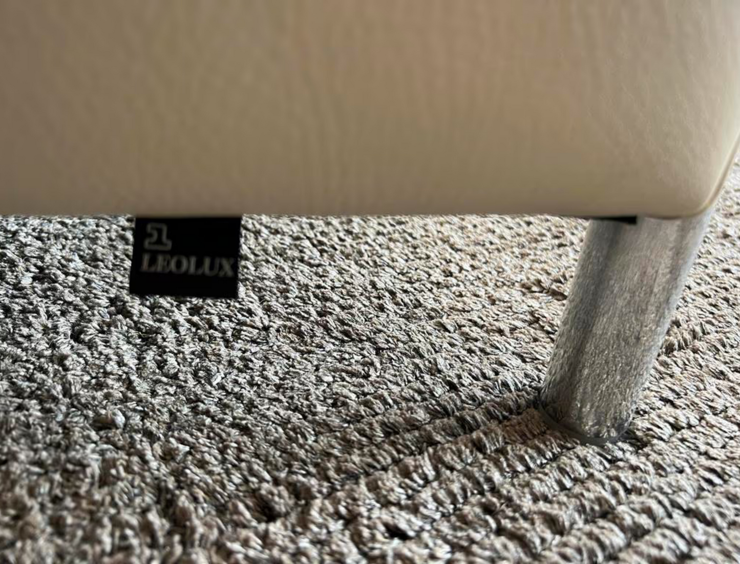 1 Leolux Goncharov in cremefarbenem Senso-Leder, gepflegter Zustand