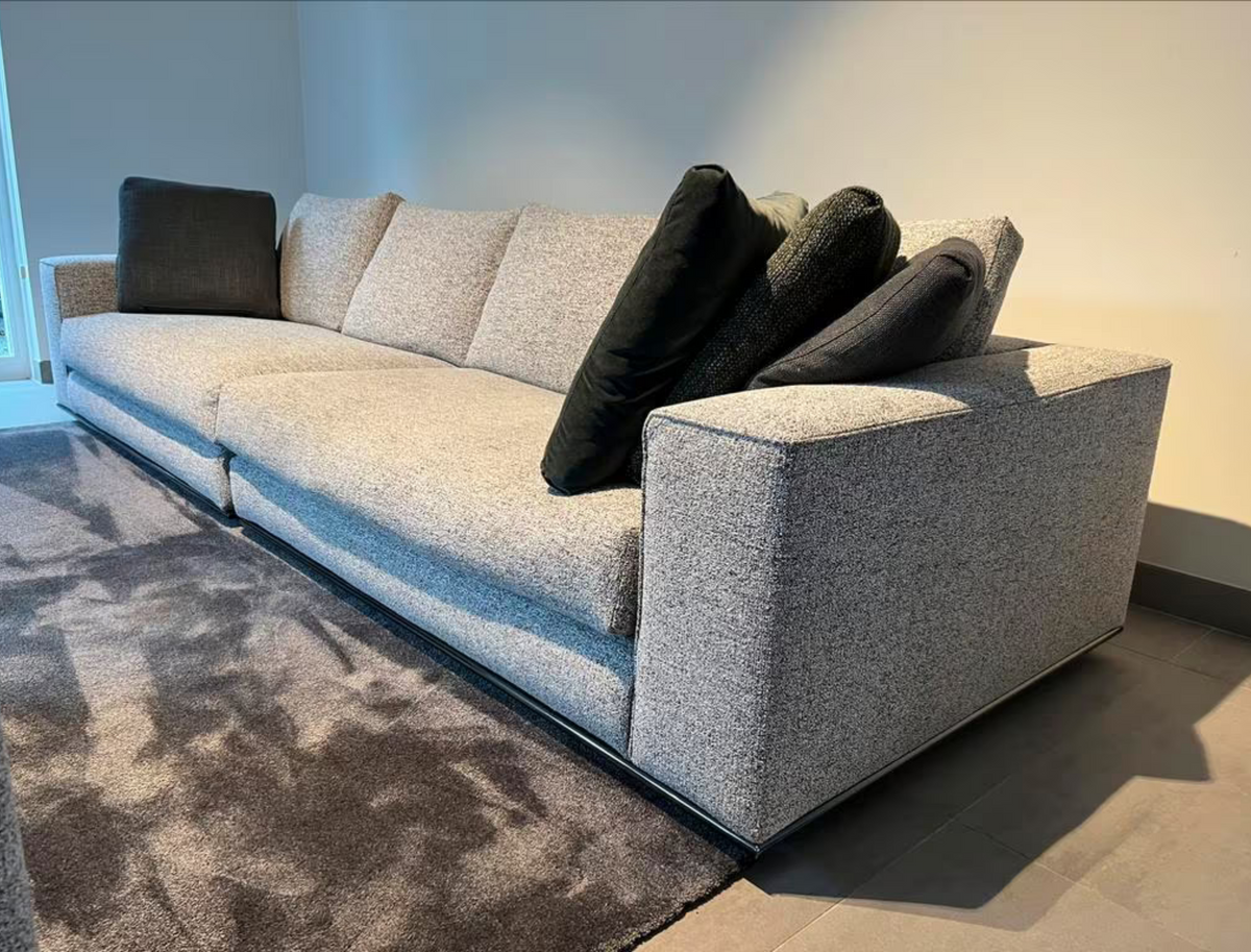 Minotti Hamilton Modulares Ecksofa bestehend aus 4 Elementen