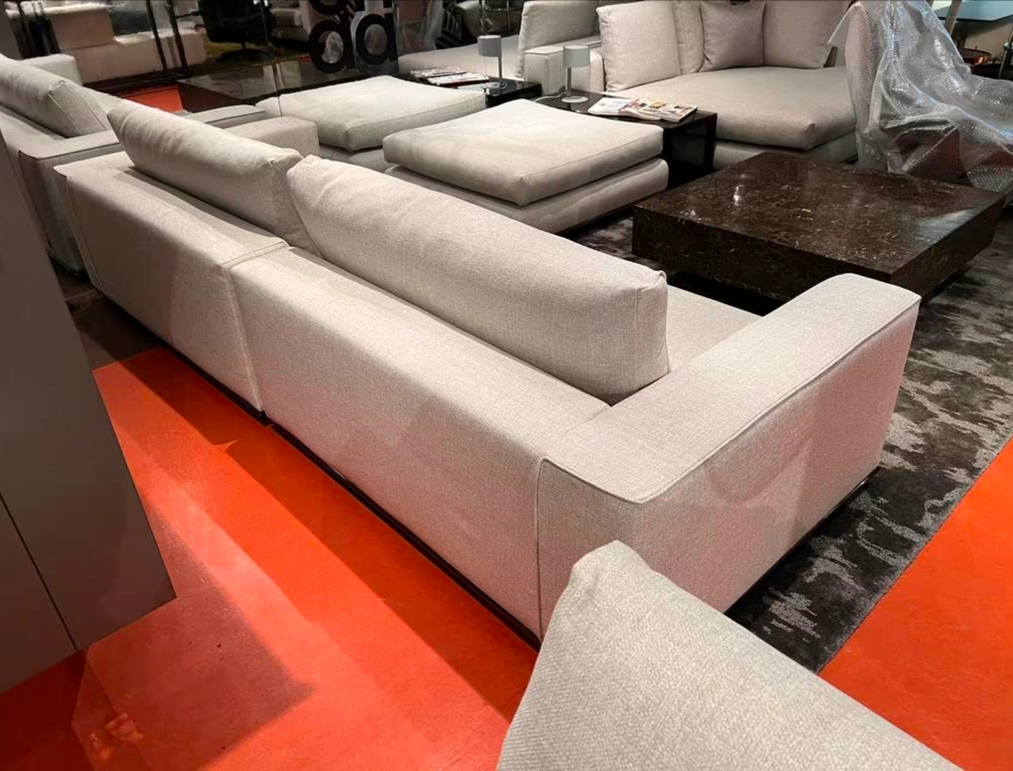 Minotti Hamilton 104x314 cm in stof Pitti Corda ecru mix