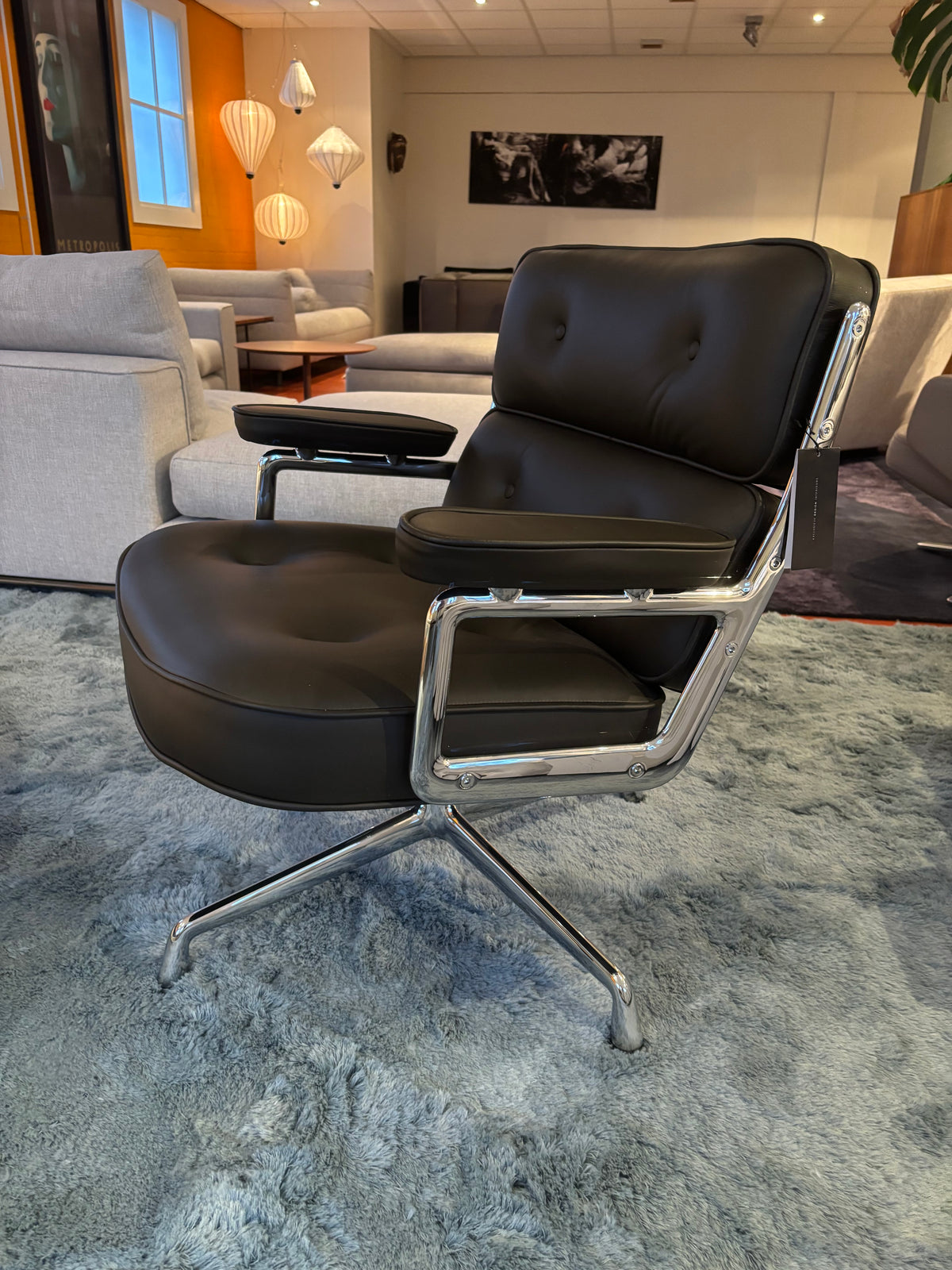 Vitra Eames Lobby Chair Es 105
