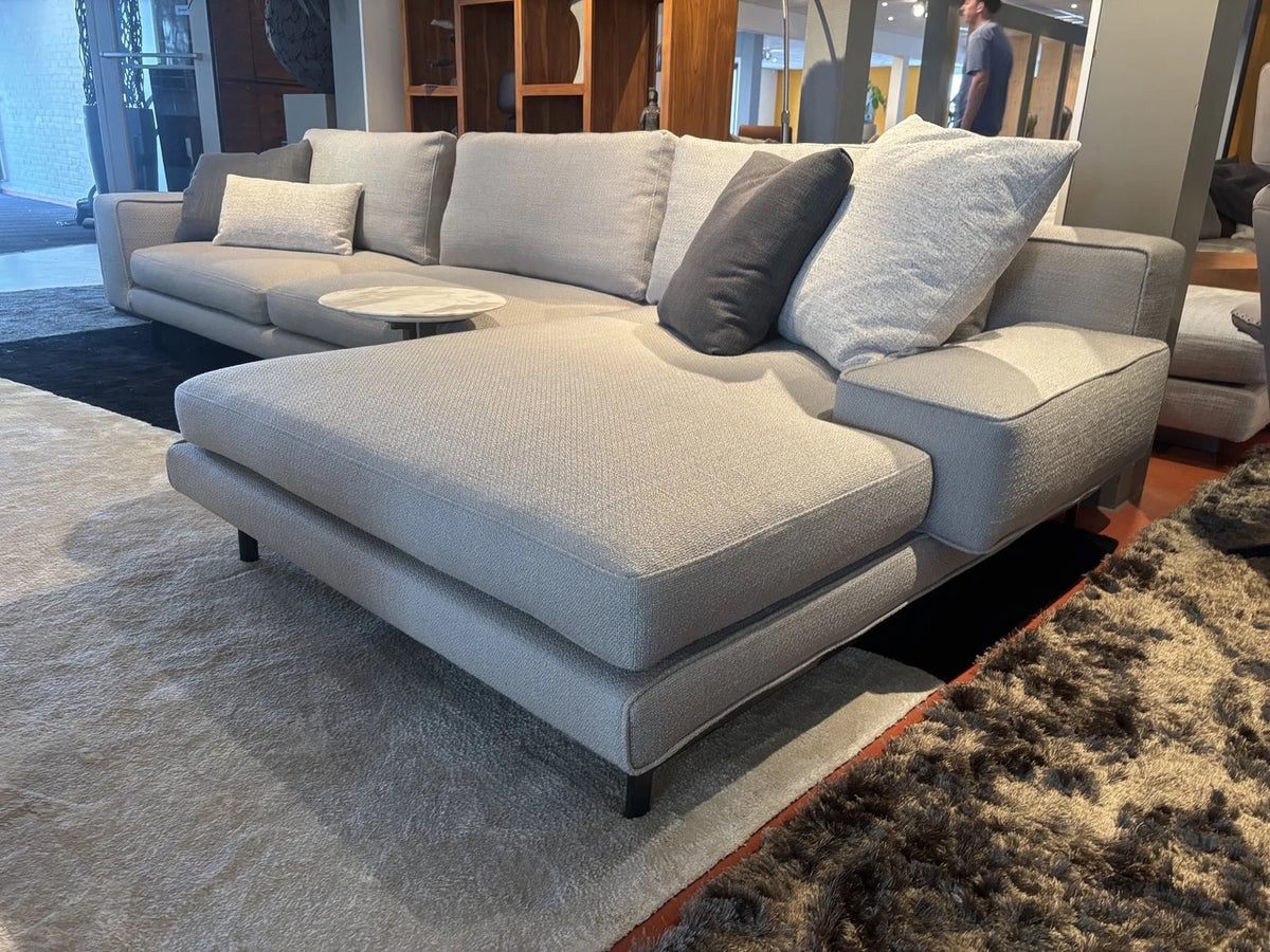 Minotti Sherman hoekbank 106x350x142cm in stof Norton