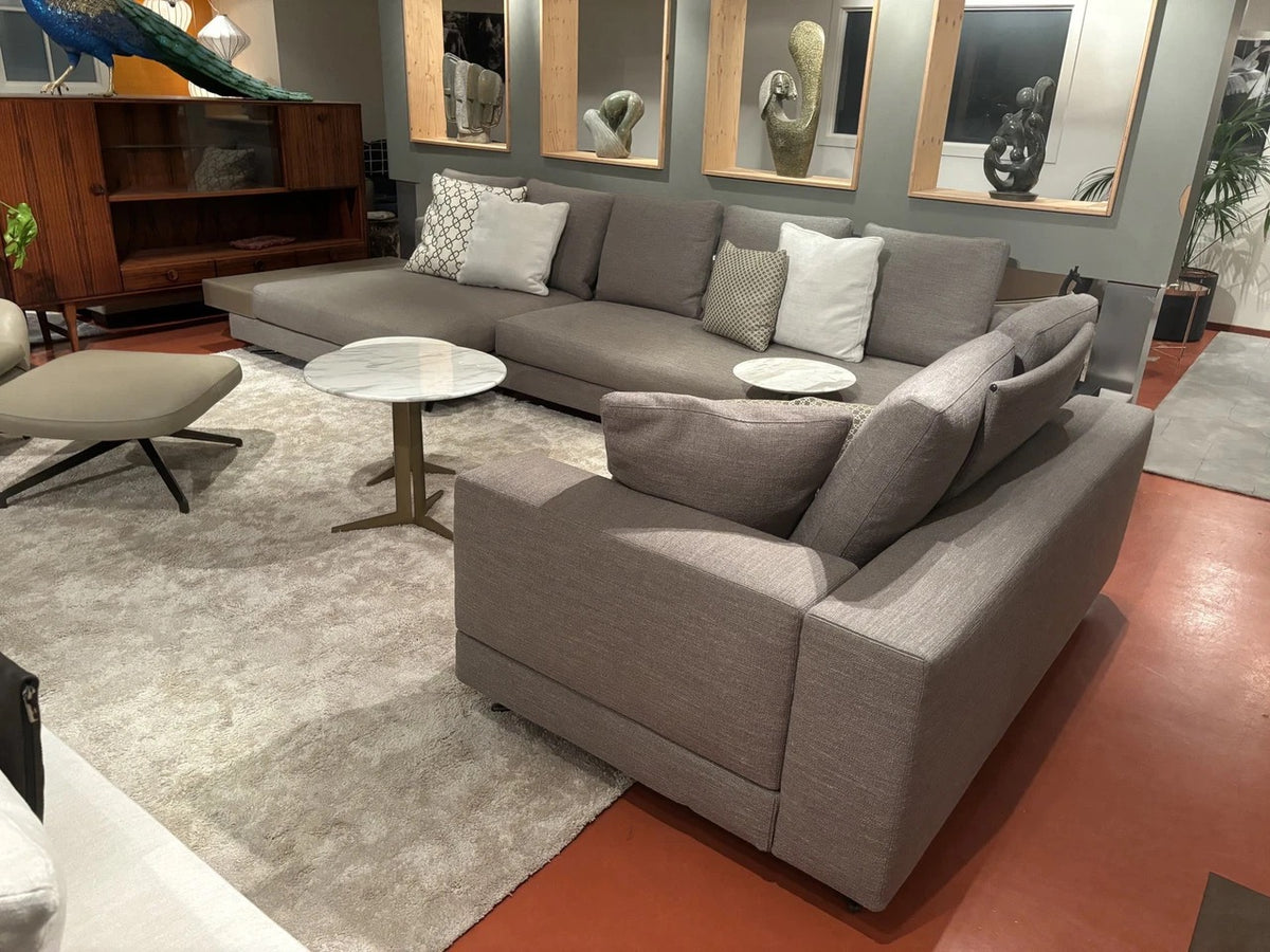 Minotti White Modular Corner Sofa – Flexible and Innovative Design