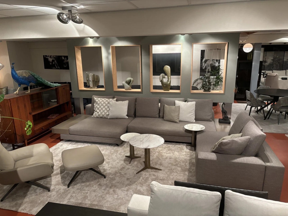 Minotti White Modular Corner Sofa – Flexible and Innovative Design