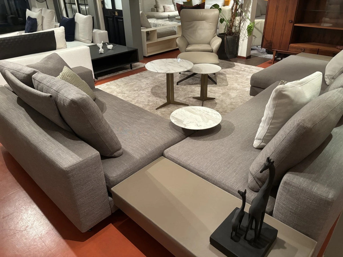 Minotti White Modular Corner Sofa – Flexible and Innovative Design