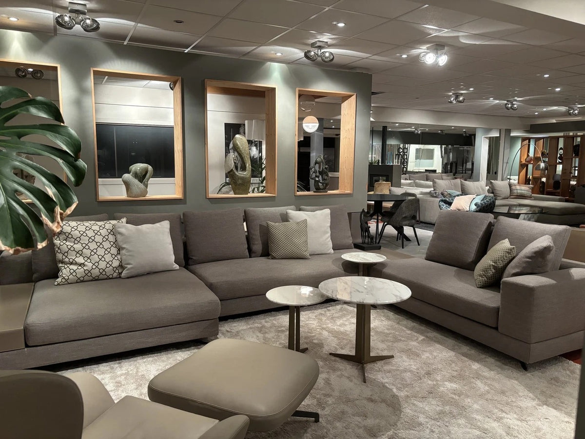 Minotti White Modular Corner Sofa – Flexible and Innovative Design