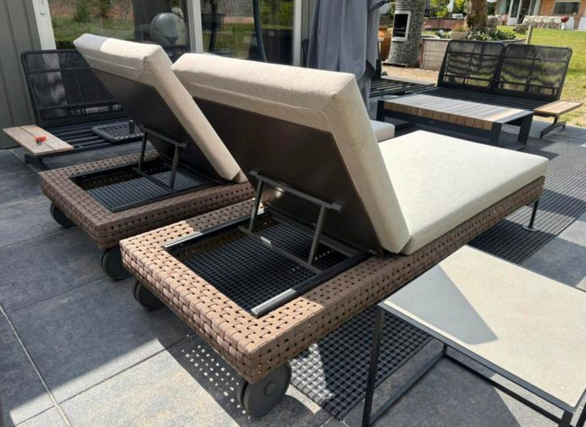 B&B Italia Charles Sunbed + afdekhoes verrijdbaar