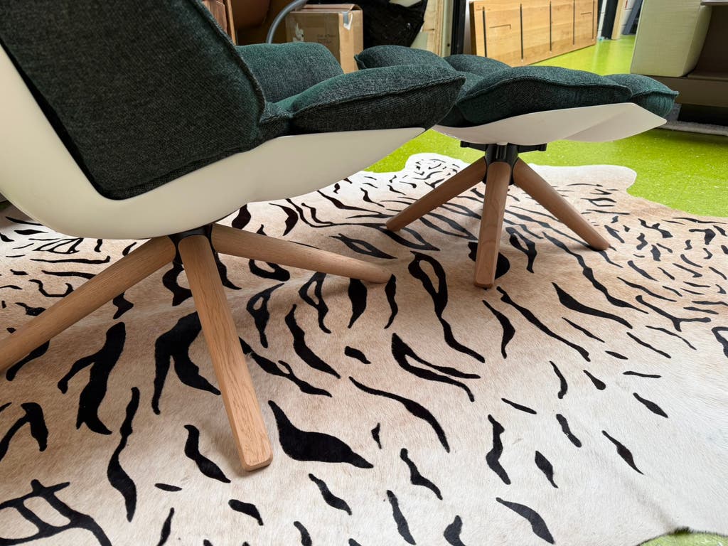 B&B Italia Husk fauteuil en Ottoman – hoge rugleuning – foto 3