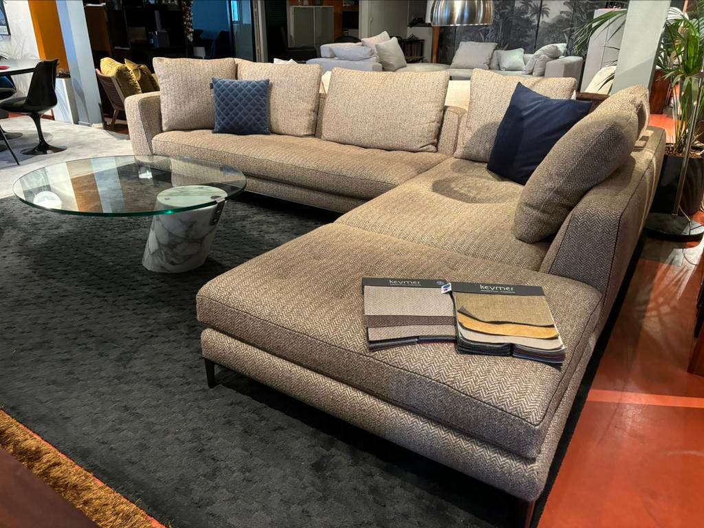 Maxalto Lucrezia hoekbank – bouclé Losanna 207, 349 × 249 cm – foto 3
