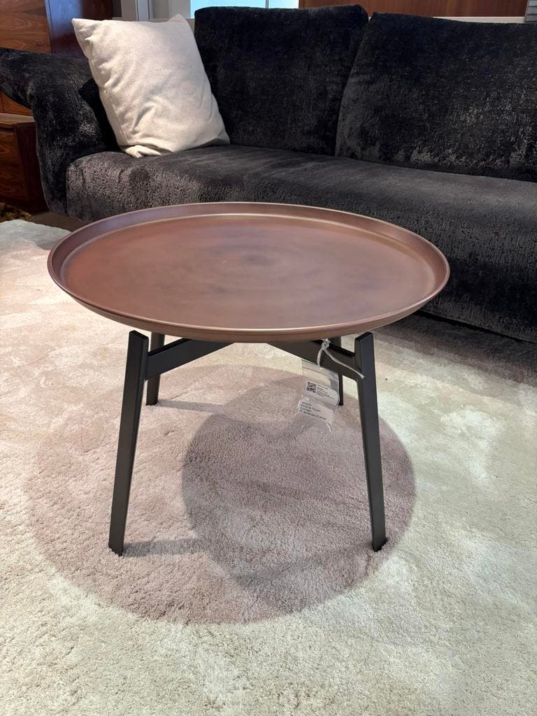 B&B Italia Husk bijzettafel – koperkleurig – foto 2