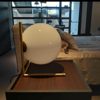 Flos IC light Table lamp T2 in Brass