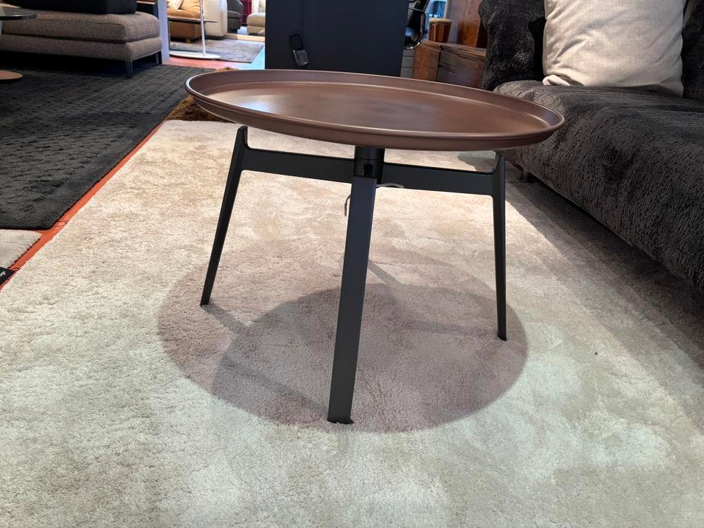 B&B Italia Husk bijzettafel – koperkleurig – foto 8