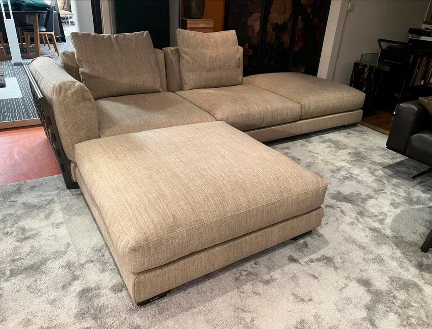 Flexform Cestone großes Sofa 110 x 280 cm und loser Hocker 110 cm