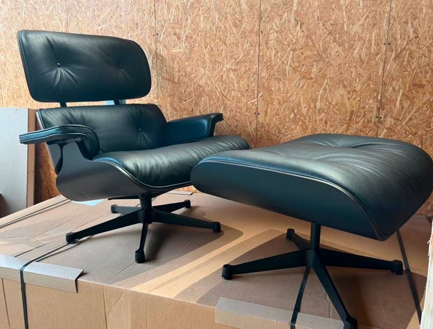 Vitra Lounge Chair XL + Ottoman all black version show model
