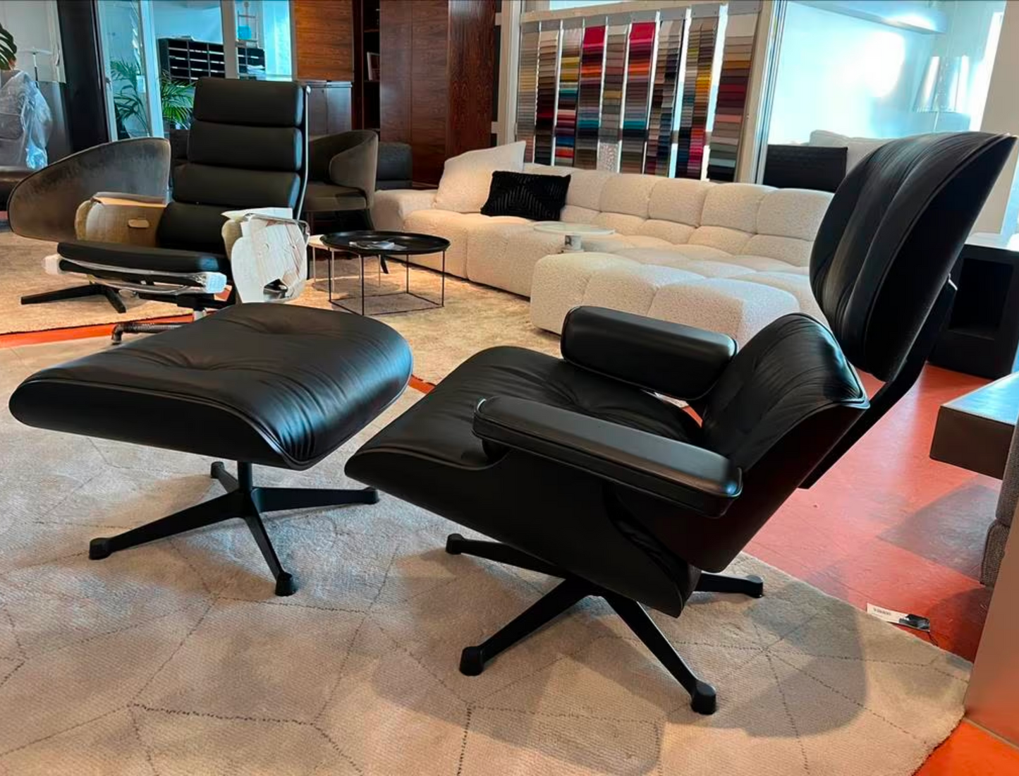 Vitra Lounge Chair XL + Ottoman all black version show model