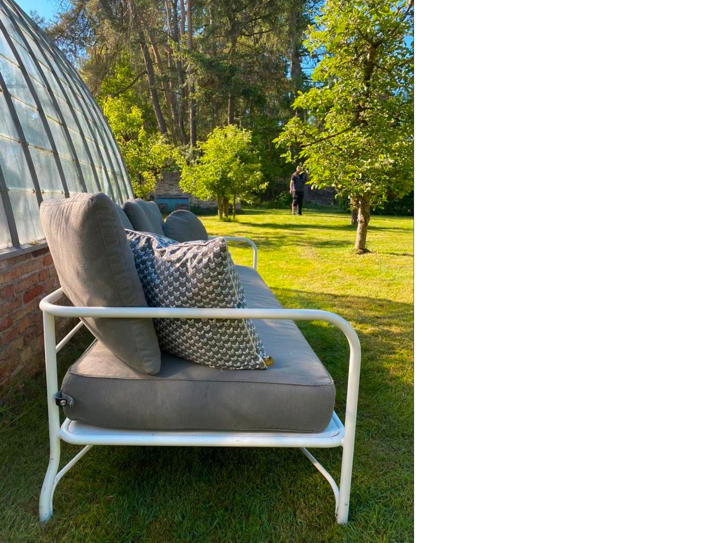 Zgan Minotti “Le Parc” white outdoor garden bench Nwe cushions