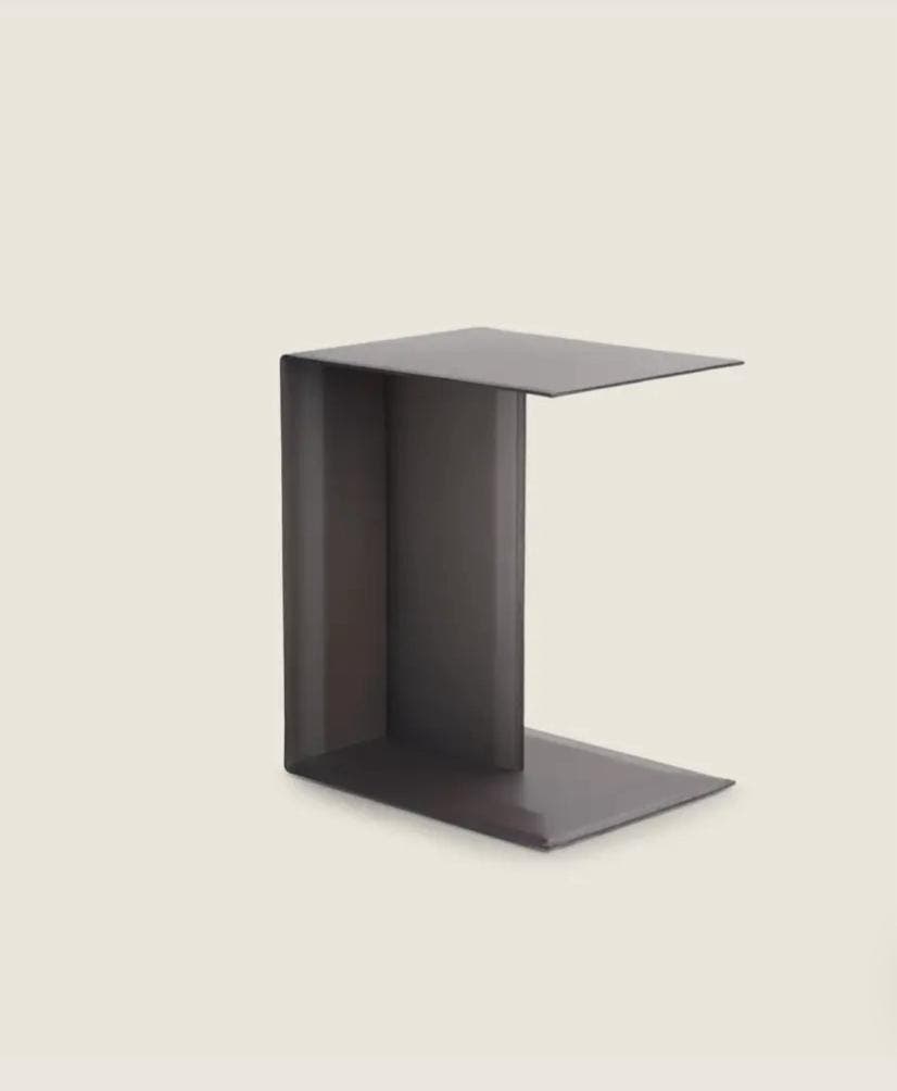 Flexform Plain uitschuifbare bijzettafel – zandkleurig leer – foto 2