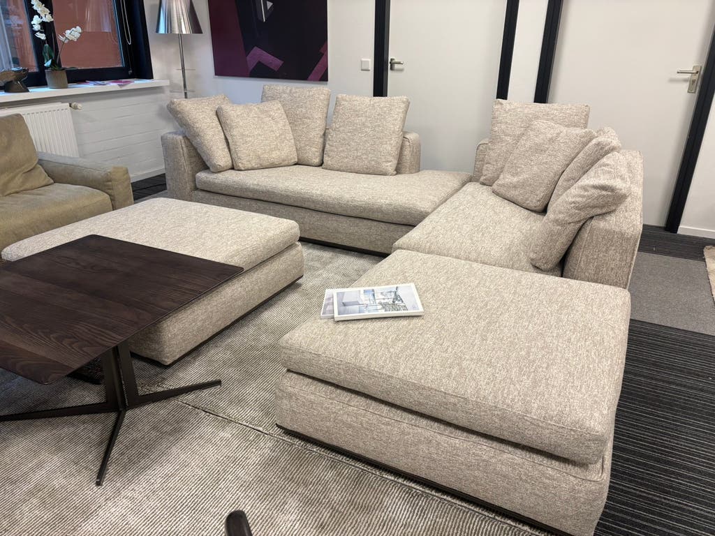 Minotti Powell modulaire bank met poef – stof categorie G – foto 4
