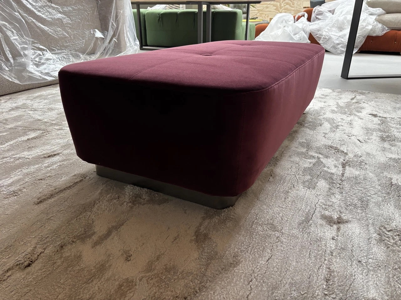 Minotti Jacques Ottoman stif G Hunt velours 38x70x145cm