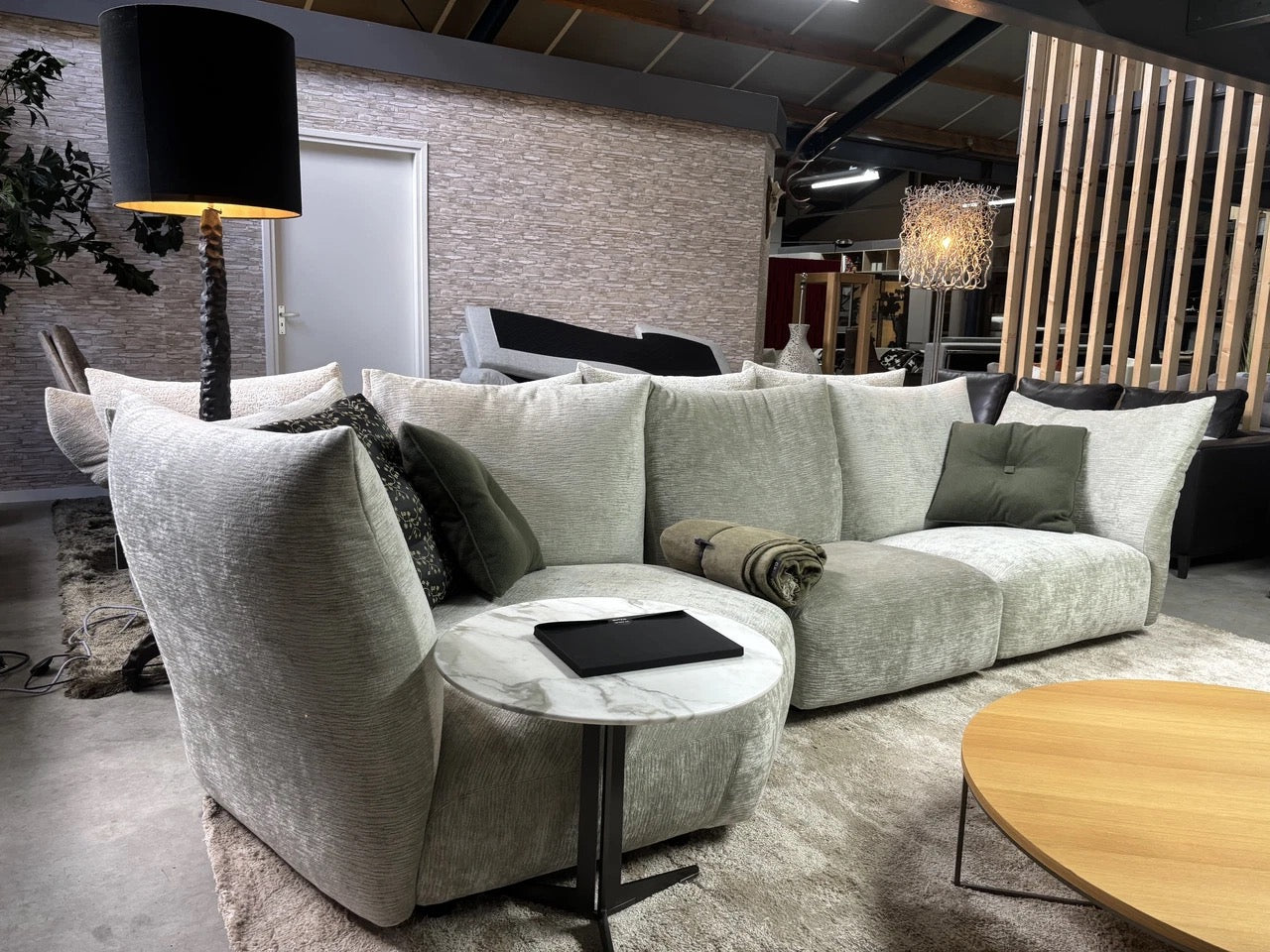 Edra Standard modular sofa 315-375cm 3 elements show model