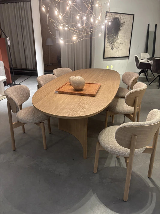 Arco Dew dining table 120x300cm in eiken naturel showmodel