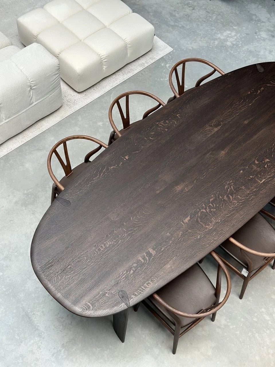 Qliv Stone Oval 115x260cm in Charcoal Zwart Gebeitst Massief Essen Showmodel