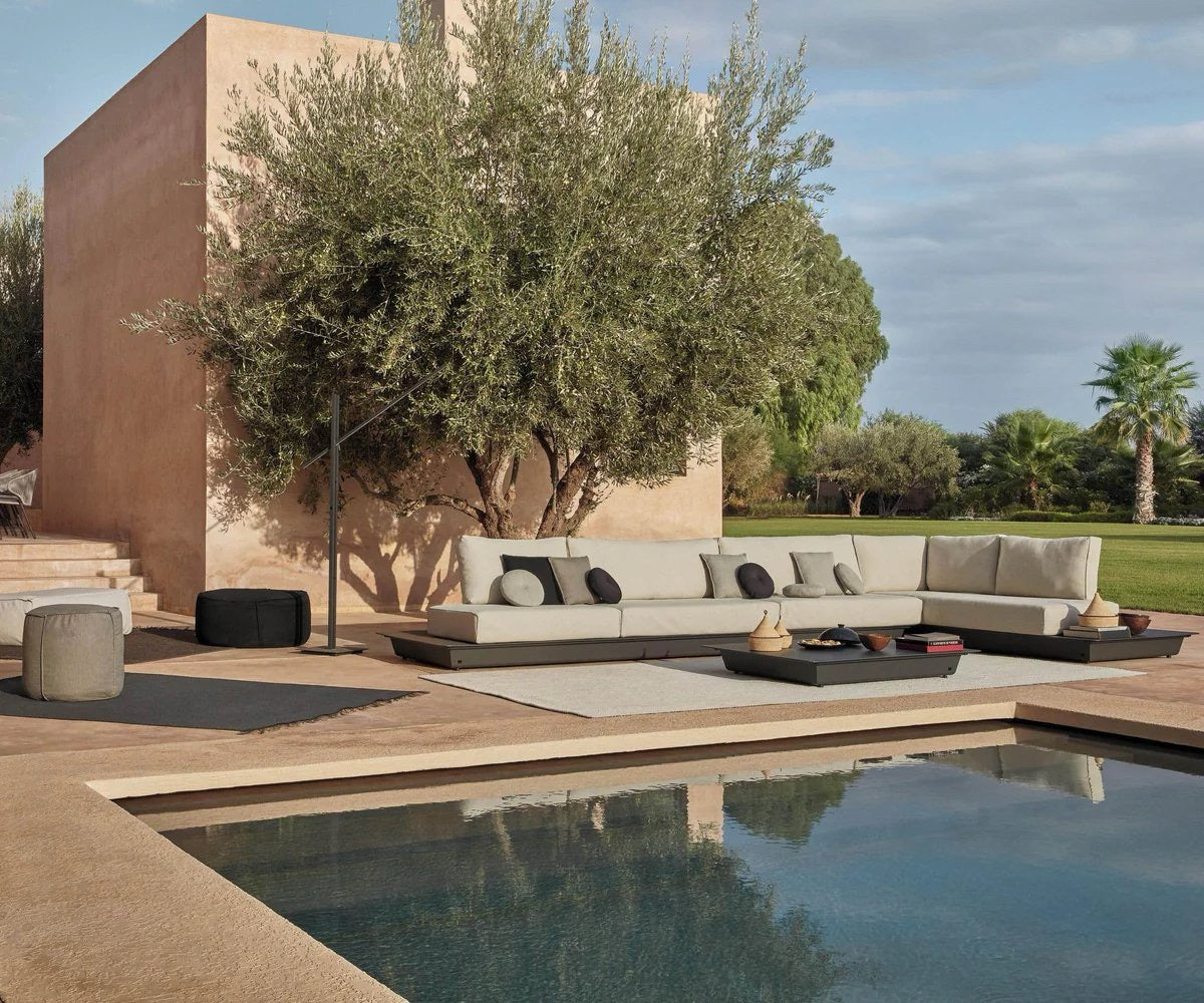 Komplettes modulares Manutti Air Lounge-Set: Sofas, Stühle, Tisch + Armlehnen