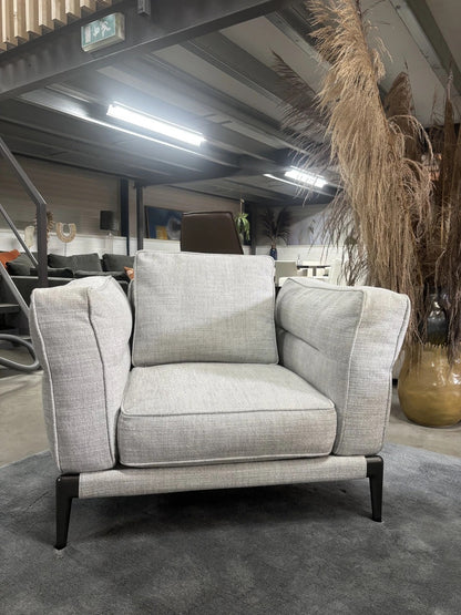 Flexform Adda Fauteuil Showmodel €7980, Fabric Topazio 990