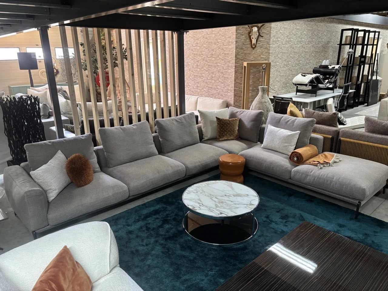 Flexform Romeo Corner Sofa 373x278cm Fabric Extra