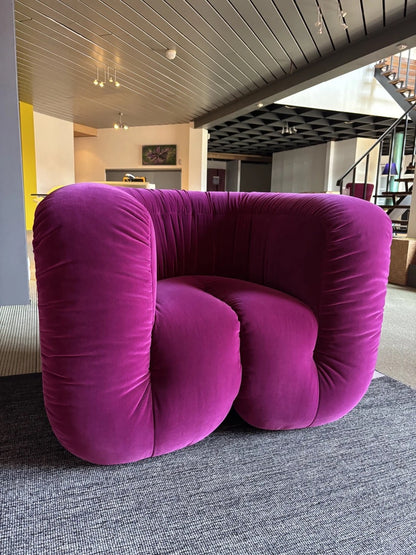 Desede DS 707 lounge chair Velvet fuchsia showmodel