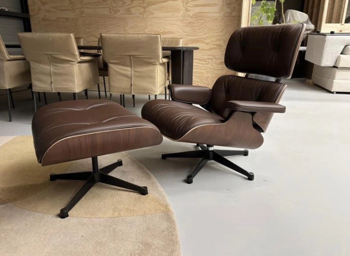 Vitra Lounge Chair XL + Ottoman Prem Leder Marron Bruin
