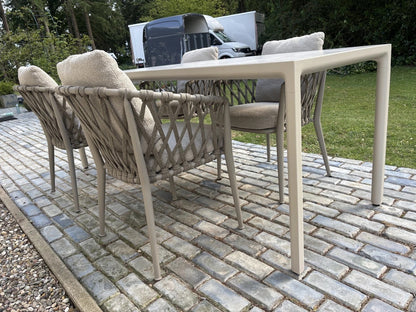 4 B&amp;B Italia Erica Gartenstühle, Esszimmerstühle mit Armlehnen, neue Produktion 2025 