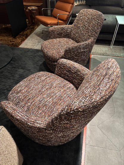 2 Minotti Jacques draaibare fauteuils in stof Medley