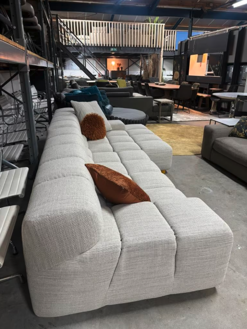 B&B Italia model tufty time modulaire hoekbank 2025