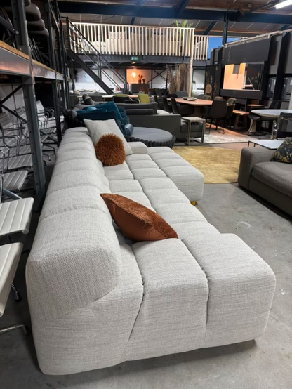 B&B Italia model tufty time modulaire hoekbank 2025