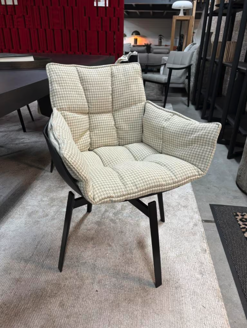 6 B&B Husk dining chairs in limited Edition Cilo / Eijerkamp