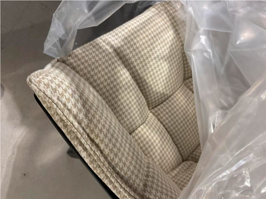 6 B&B Husk dining chairs in limited Edition Cilo / Eijerkamp