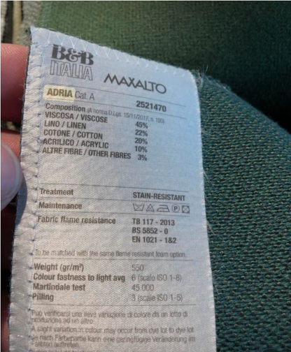 B&B italia husk italiaans design bed uitgevoerd in stof cat.A Adria mosgroen