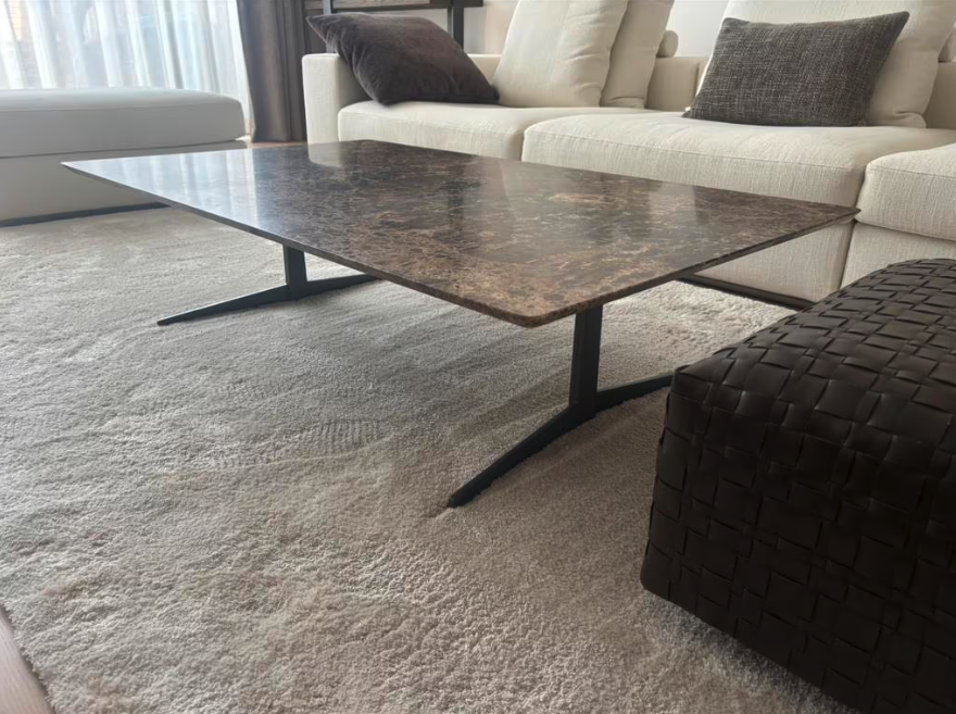 Flexform “Fly” Coffeetable 80x130cm emparador marmer showmodel