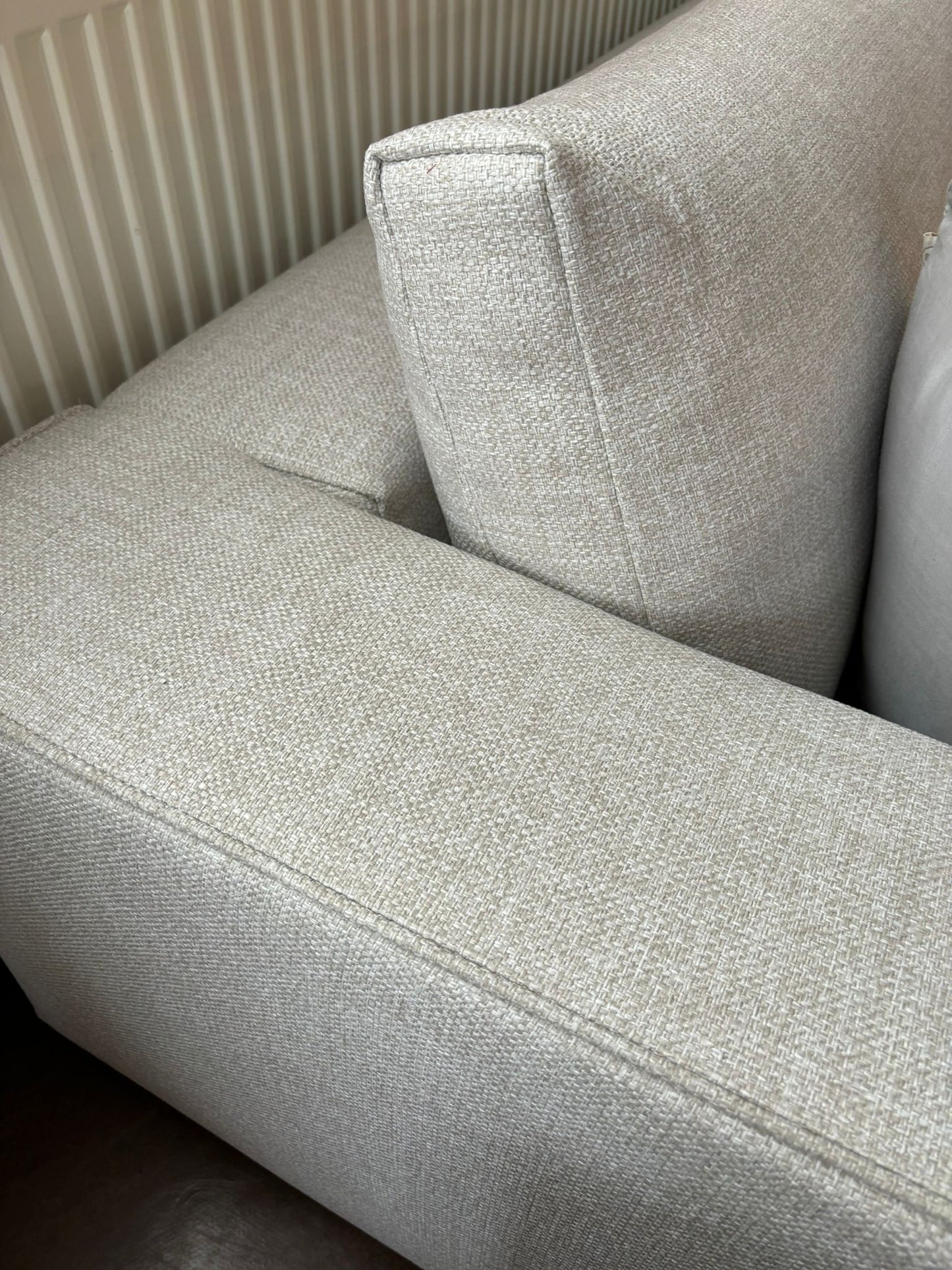 Minotti Hamilton sofa 104x210cm fabric Pitti “Elephant” Loam