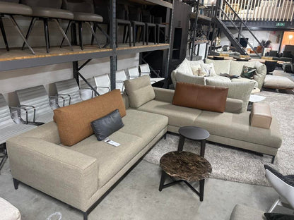 Design on Stock Aikon Lounge hoekbank – Milton stof, 300 × 255 cm – foto 1