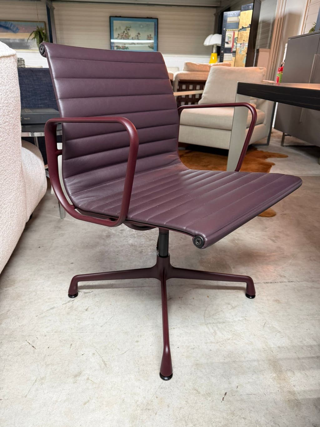 4 Vitra Ea108 Eames chairs bordeaux 2026 voor & achter leder