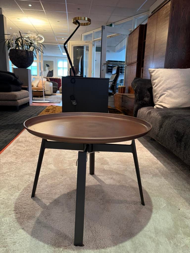 B&B Italia Husk bijzettafel – koperkleurig – foto 1