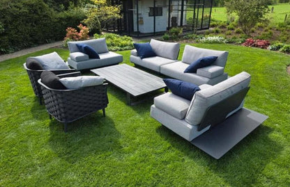 Manutti Air outdoor loungeset – sofa, fauteuils en tafel – foto 7