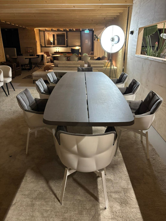 B&B Italia Husk stoelen – wit, indoor/outdoor – foto 1